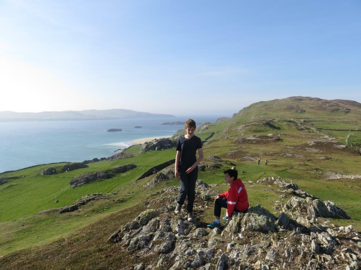 Heatherhill Farm Cottage In Letterfrack Beside Connemara National Park ภายนอก รูปภาพ